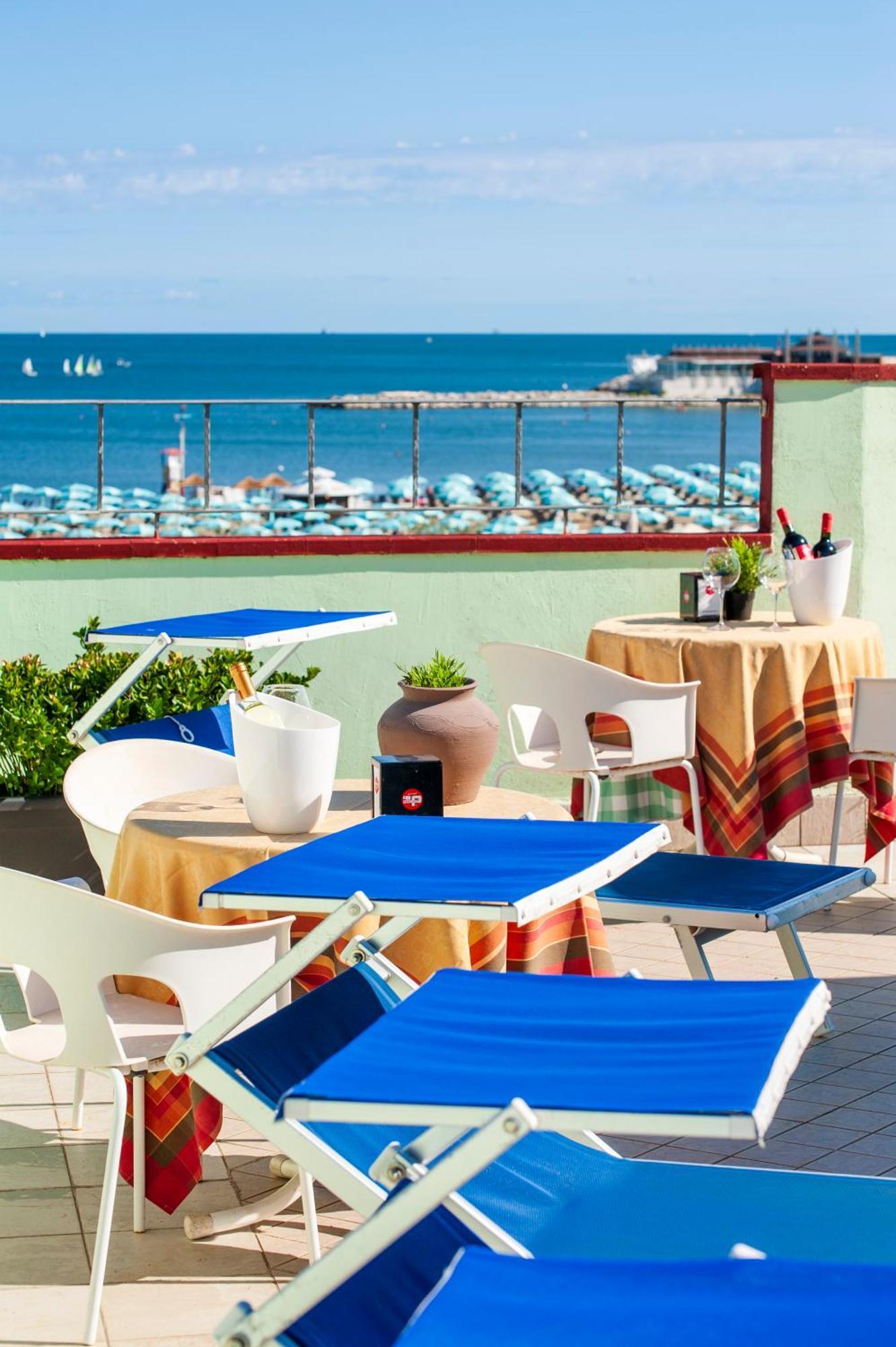 Hotel Nuovo Belvedere Rimini Exterior photo